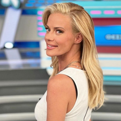 Do it like Ζέτα! Το trick της Μακρυπούλια για να κάνει την τέλεια χωρίστρα στο σωστό ύψος