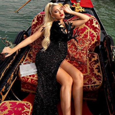 Τούνη: Το απίθανο βίντεο με τον γιο της & η αποκάλυψη για το όνομα