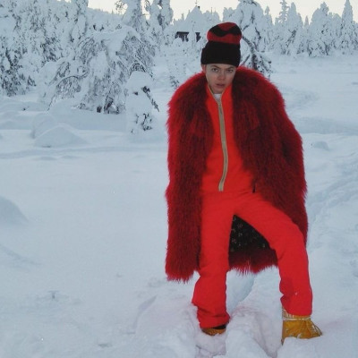 Δεν έχεις σχολείο; Βγες στο χιόνι με τα πιο stylish σύνολα