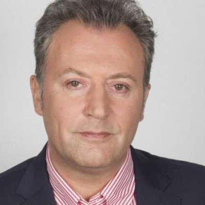 Δημήτρης Οικονόμου: Αυτή είναι η δημοσιογράφος σύζυγός του