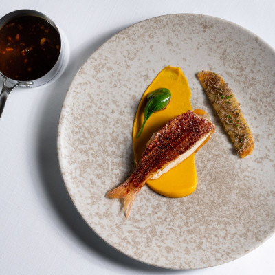 Food News: Νέες αφίξεις, νέα μενού, διάσημα ramen, Michelin star dinners και «πράσινα» στέκια