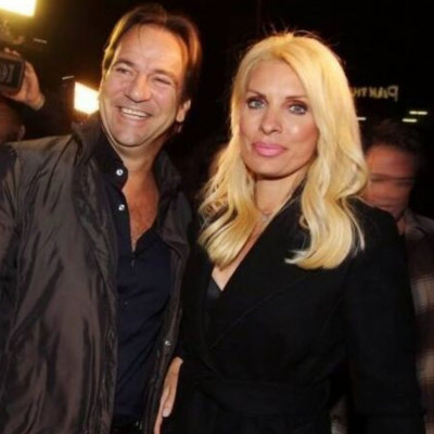 Μενεγάκη: Ετοιμάζει έξοδο δίχως τον Μάκη της και του το ανακοίνωσε