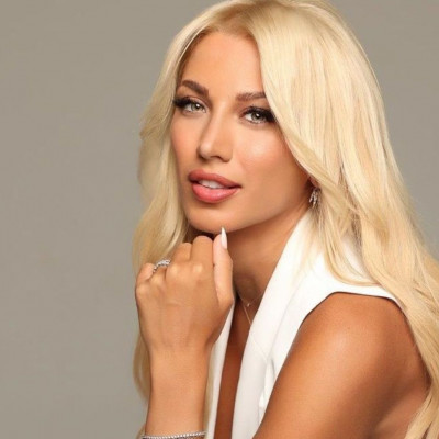 Σπυροπούλου: Οι νέες φωτό με τον γιο της και η σιλουέτα της!