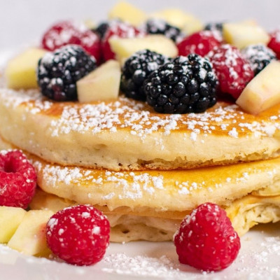 Bake your Sunday με σπιτικά pancakes και βάφλες από τα χεράκια σου!