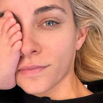 Δούκισσα Νομικού: Βόλτα στο βουνό με τα παιδιά της