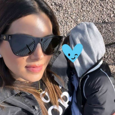 Σταματίνα Τσιμτσιλή: Βόλτα στο κέντρο της Αθήνας με τα παιδιά της