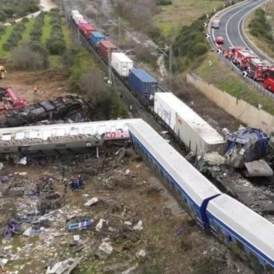 Τέμπη: Μηνύματα θλίψης και οργής από τους celebrities