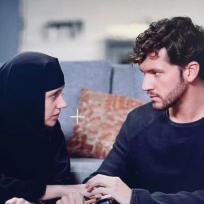 Η Ελισάβετ ομολόγησε στο Μαύρο Ρόδο τον έρωτά της και το μικρό θαύμα γιορτάστηκε στο Twitter