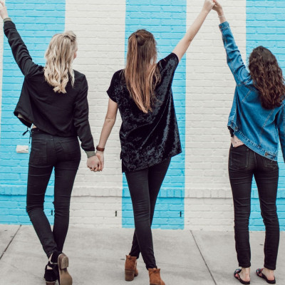 Last minute gift shopping: 10 δώρα για τις γυναίκες της ζωής σου