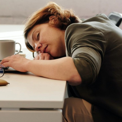 Η αϋπνία μπορεί να γεράσει τον εγκέφαλο κατά δύο χρόνια, σύμφωνα με μελέτη