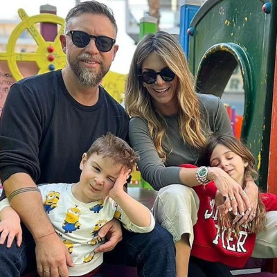 Η Νατάσα Σκαφιδά έβγαλε την πιο αστεία φωτογραφία με τα παιδιά της