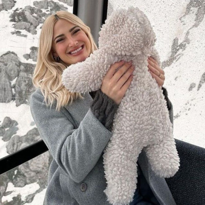 Τούνη: Έτσι είναι να πετάς με αεροπλάνο με το παιδί σου