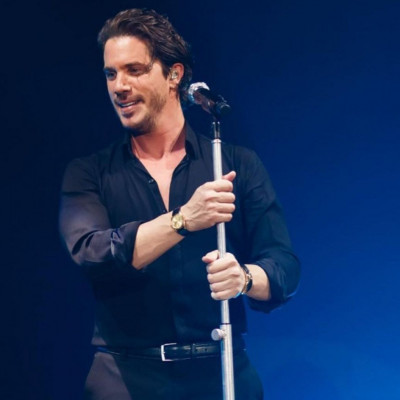 Νίκος Οικονομόπουλος: Αυτή είναι η καλλονή σύντροφός του