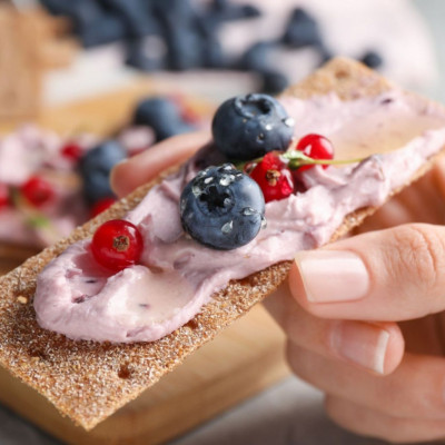 Σνακ πλούσια σε φυτικές ίνες με λίγες θερμίδες