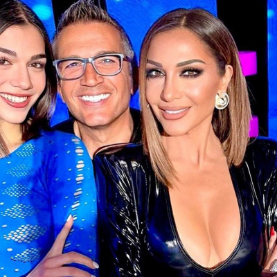 Η Μελίνα Νικολαϊδη έκοψε τα μαλλιά της και ήταν η «νικήτρια» του J2us: Η πόζα με τη Βανδή