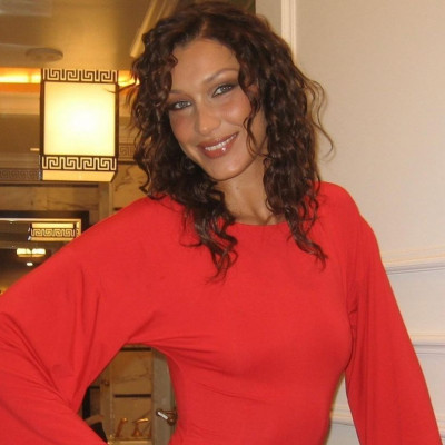 Η Bella Hadid είναι πέντε μήνες νηφάλια και το γιόρτασε με ένα alcohol free πάρτι