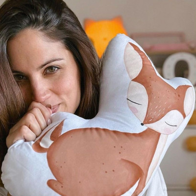 Η Μαίρη Συνατσάκη δεν ονόμασε τυχαία την κόρη της Ολίβια-Η εξήγηση, τα σχόλια & οι διάσημες Ολίβιες