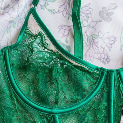 Feminine lingerie: Κομψότητα, άνεση και στιλ για κάθε γυναίκα