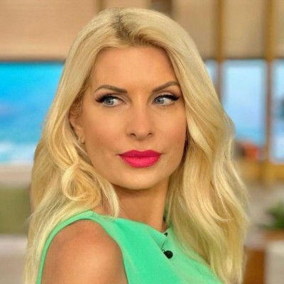 Ελένη Μενεγάκη: Το στιφάδο της μάνας της και η επική απορία της