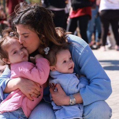 Χριστίνα Μπόμπα: Ο κανόνας που έχει στο σπίτι για τις δίδυμες