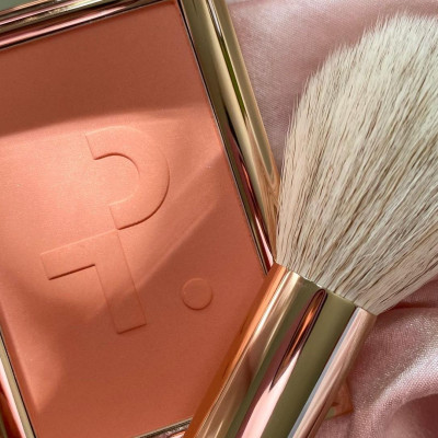 10 πινέλα ρουζ για flawless επιδερμίδα