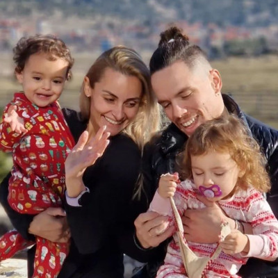 Τα παιδιά διάσημων Ελλήνων γονιών που «τρελαίνουν» το Instagram