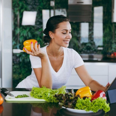 Παθήσεις εντέρου: Πώς μπορεί να σας βοηθήσει η νηστεία