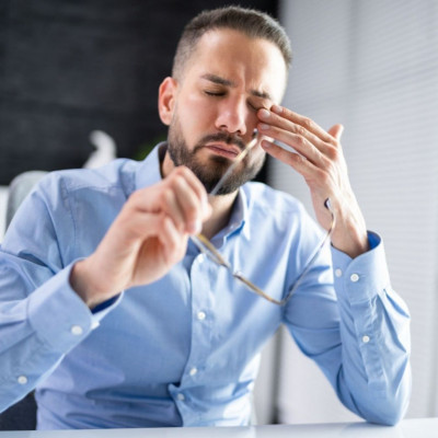 Γλαύκωμα: Τα προειδοποιητικά συμπτώματα που δεν πρέπει να αγνοείτε