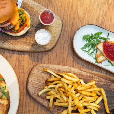 Κάθε στιγμή της ημέρας είναι και μία λαχταριστή αφορμή για να κάνετε στάση στο Be twins