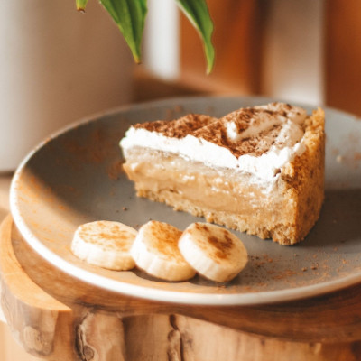 To banana cake του TikTok φτιάχνεται σε τηγάνι και είναι ό,τι πιο νόστιμο έχεις δοκιμάσει