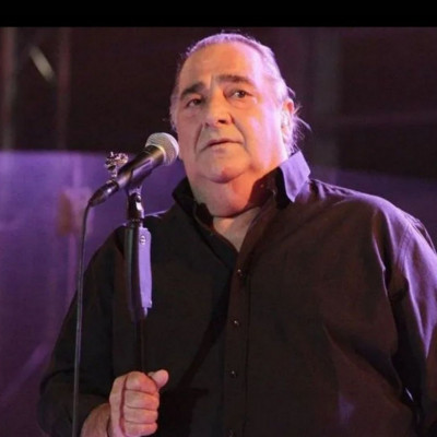 Βασίλης Καρράς: Η επανεμφάνισή του μετά την περιπέτεια υγείας