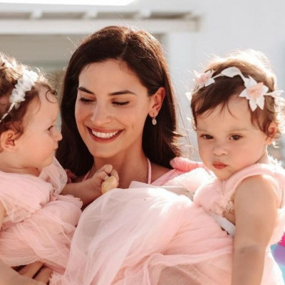 Χριστίνα Μπόμπα: Πρωινά μαστορέματα με τις κόρες της