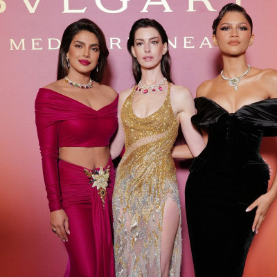 To dress code στο event του Bulgari ήταν total glam -Και η «ολόχρυση» Anne Hathaway ήταν η απόδειξη