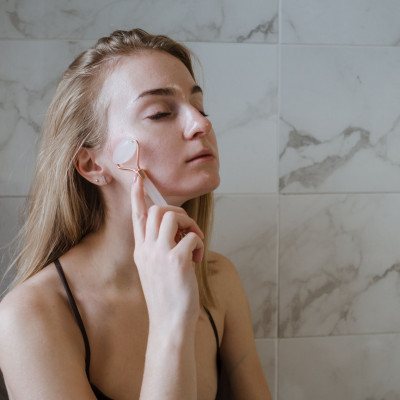 Μήπως θέλεις και εσύ να γίνεις stay at home girlfriend;