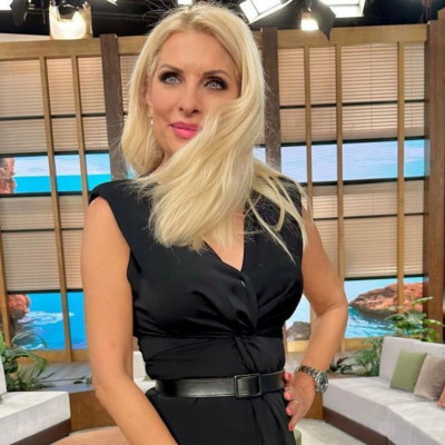 Ελένη Μενεγάκη: Έτσι κοιμάται Μάη μήνα