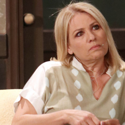 Η Μαριάννα Τουμασάτου ακόμα πιο ξανθιά: Το νέο κοντό καρέ και τι παραδέχτηκε για την εμφάνισή της