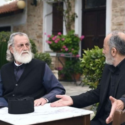 Σασμός: Ματωμένο φινάλε - Ένας πυροβολισμός και μια αυτοκτονία