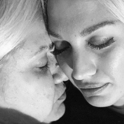 Κωνσταντίνα Σπυροπούλου: Η μαμά της στην Αθήνα για... «ενισχύσεις»