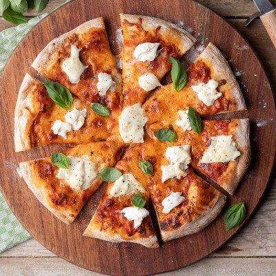 Άκης Πετρετζίκης: Πίτσα μαργαρίτα