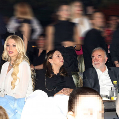 Σπυροπούλου: Στα μπουζούκια με τον Βασίλη της και τα πεθερικά της!