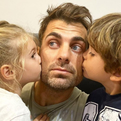 Στέλιος Χανταμπάκης: Μιλά για την πατρότητα και τα παιδιά του