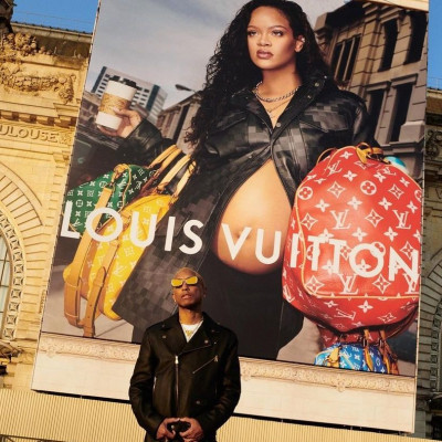 Η Rihanna είναι η πρωταγωνίστρια της πρώτης καμπάνιας του Pharrell Williams για τον Louis Vuitton