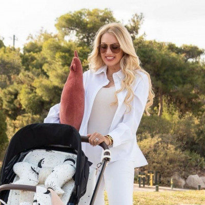 Κωνσταντίνα Σπυροπούλου: Για baby swimming με τον γιο της