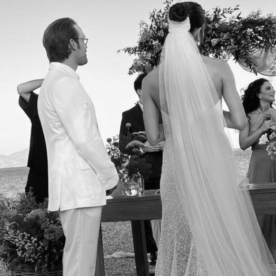 Λαμπερός γάμος για Ελληνίδα σχεδιάστρια και γνωστό επιχειρηματία