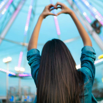 Μουσικά φεστιβάλ, ταξίδια, μουσεία: Πώς να πας το socializing στο επόμενο level