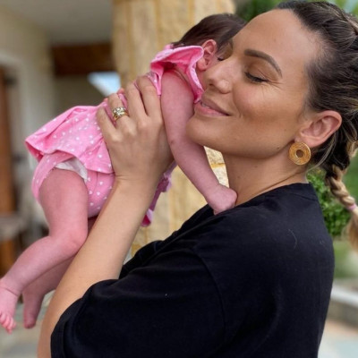 Μαλέσκου-Δανιάς: Στο αυτοκίνητο με την fasionista κόρη τους