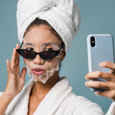 Summer SOS! Skincare tips που σε βοηθήσουν να δείχνεις fresh & fabulous σε κάθε καλοκαιρινή στιγμή