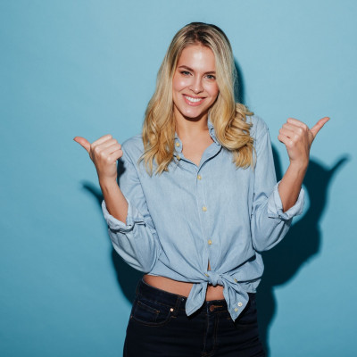 Summer essentials: Τα καλύτερα μωβ σαμπουάν για βαμμένα ξανθά μαλλιά