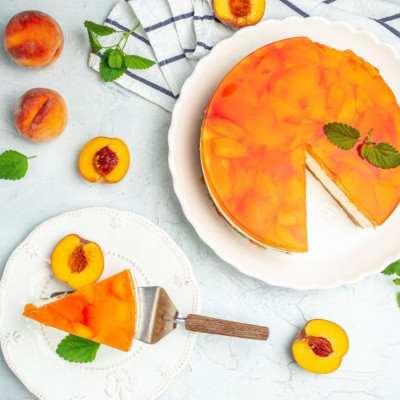 Με φρυγανιές, κρέμα και ζελέ φτιάχνετε ένα απίθανο γλυκό