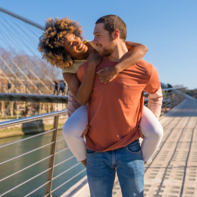 Γι' αυτά τα ζώδια, σύνορα και διακρίσεις η αγάπη δε γνωρίζει